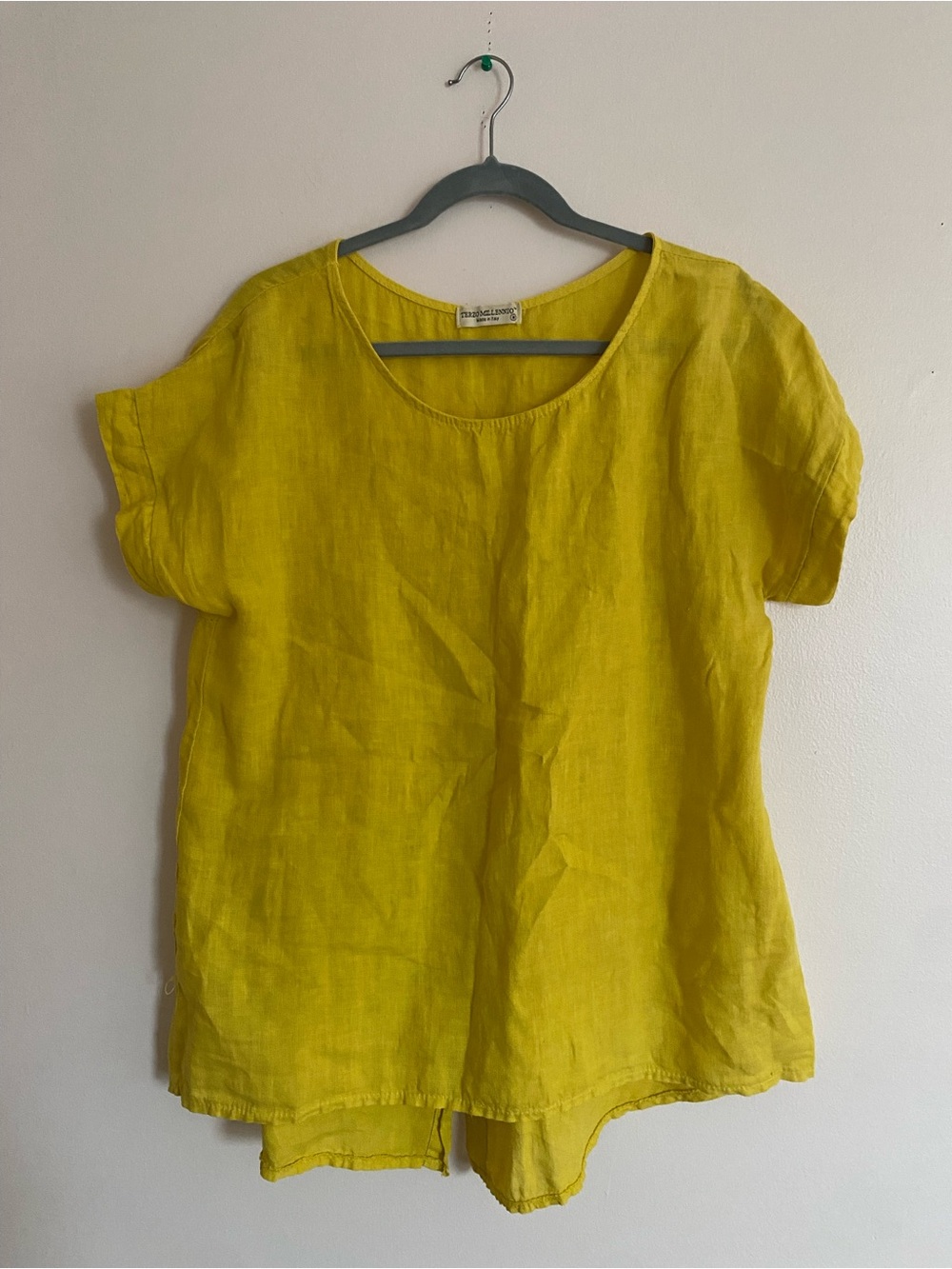 Casual Scoop-Neck Linen Tunic in Yellow